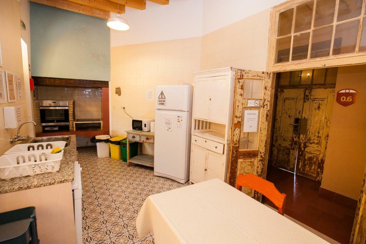 Hub 1878 Ostello