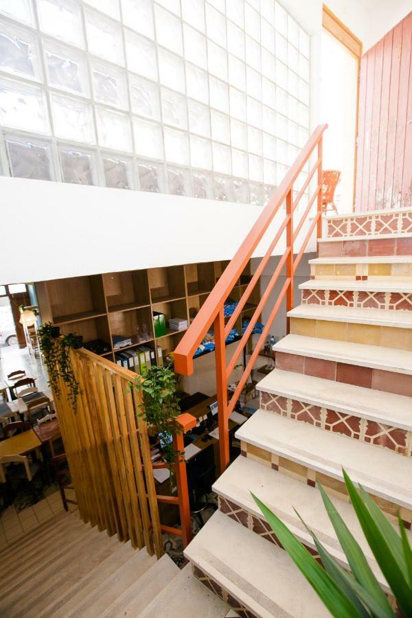 Hub 1878 Ostello